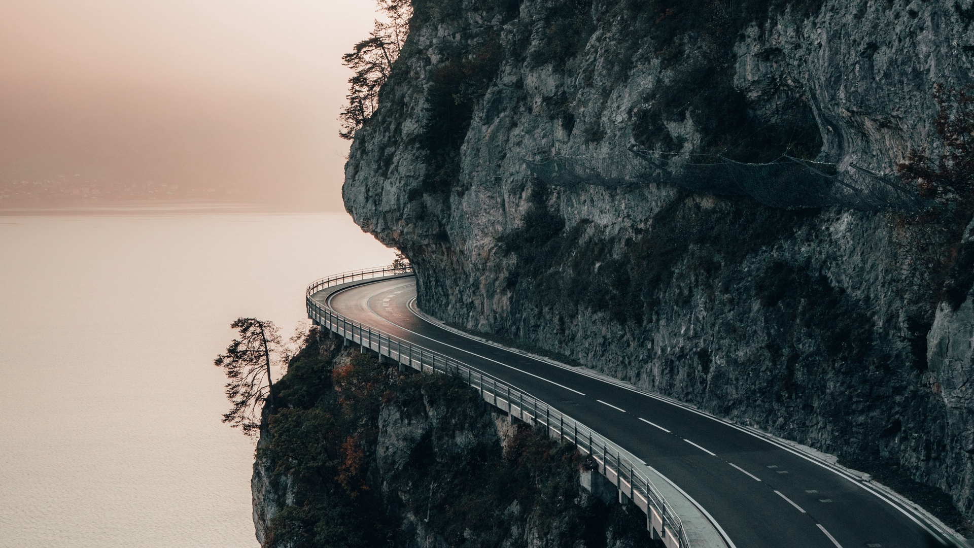 热门风景 自然 道路 山脉 悬崖 海洋 瑞士 电脑 高清壁纸 3840×2400