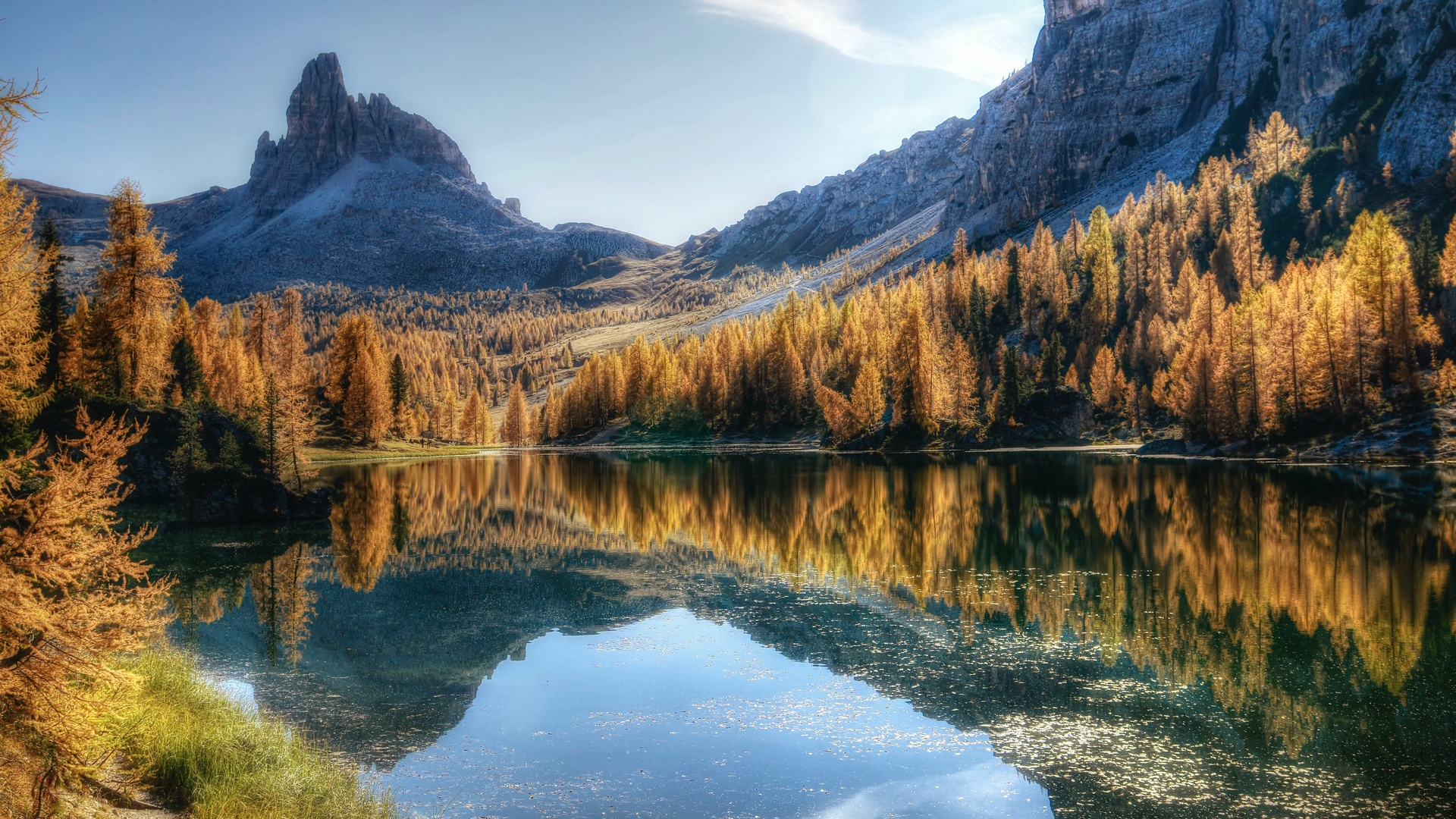 超清风景 自然 山脉 秋天 倒影 湖泊 电脑 壁纸 3840×2160