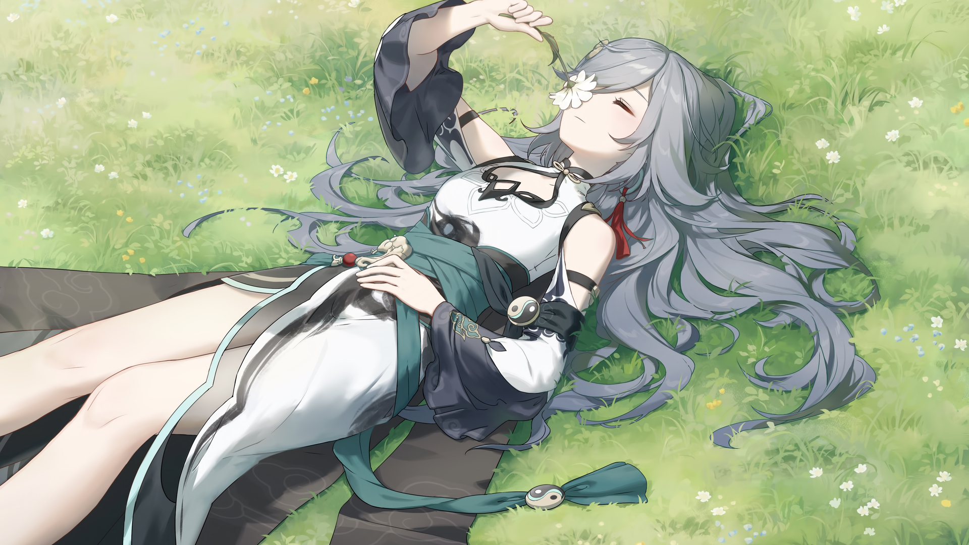 富华 长发 仰卧 幻想女孩 腿 头发在脸上 闭上眼睛 动漫 动漫女孩 灰色头发 花 幻想艺术 草 户外 4K壁纸 4500×2781
