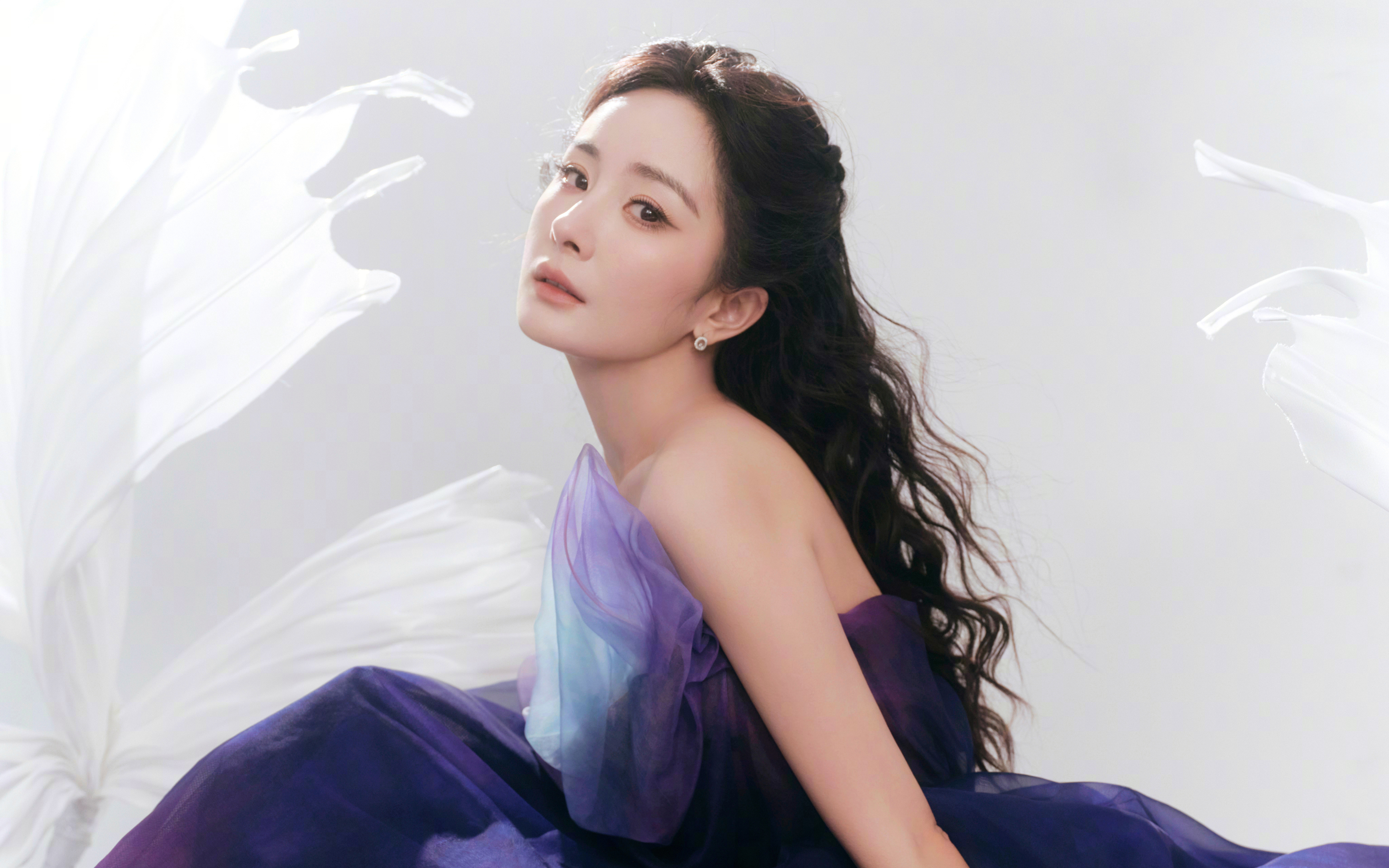 热门蓝紫色 裙子 美女 杨幂 高清壁纸 3840×2400
