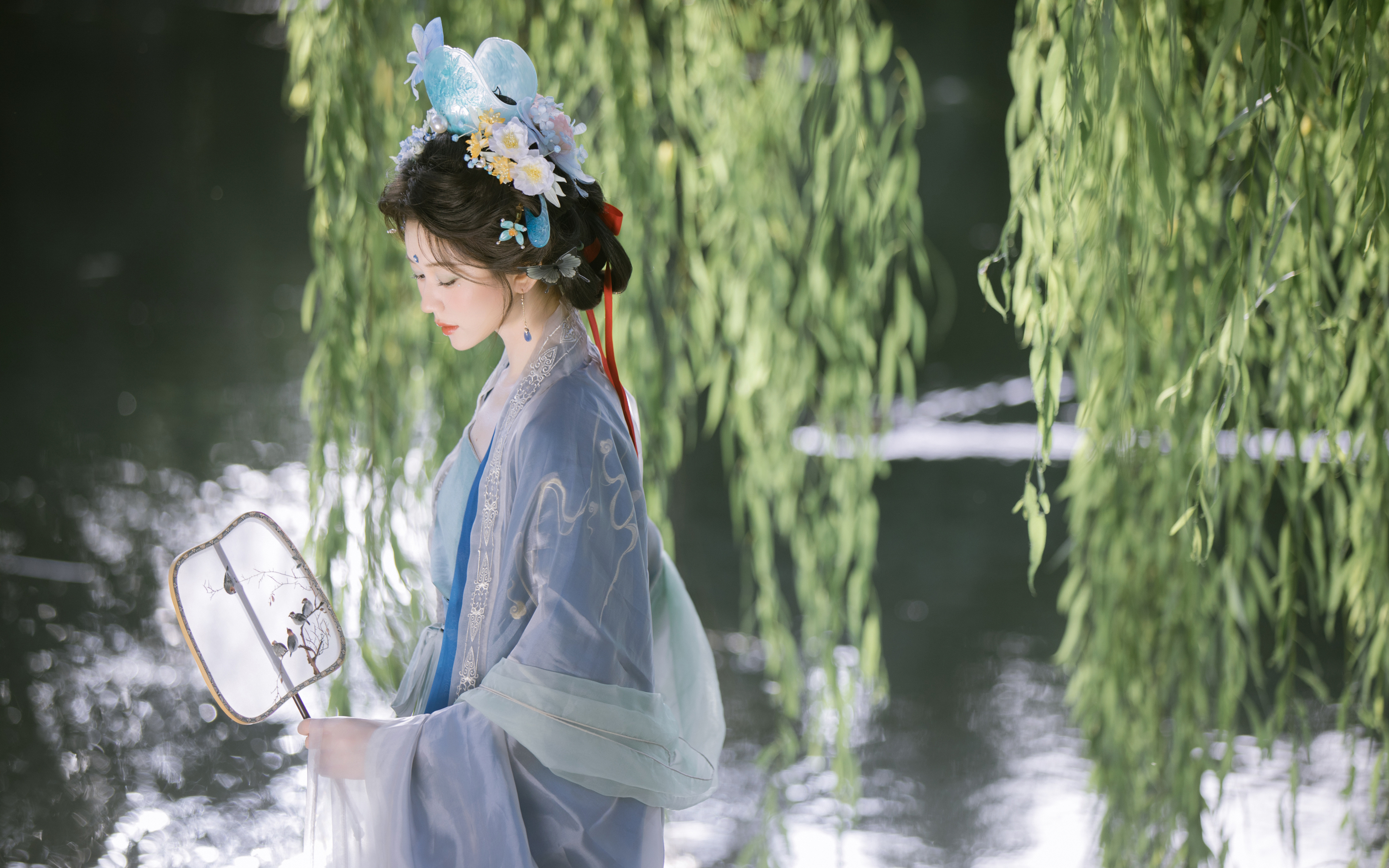超清杨柳树 汉服 美女 竹大宝 壁纸 3840×2400