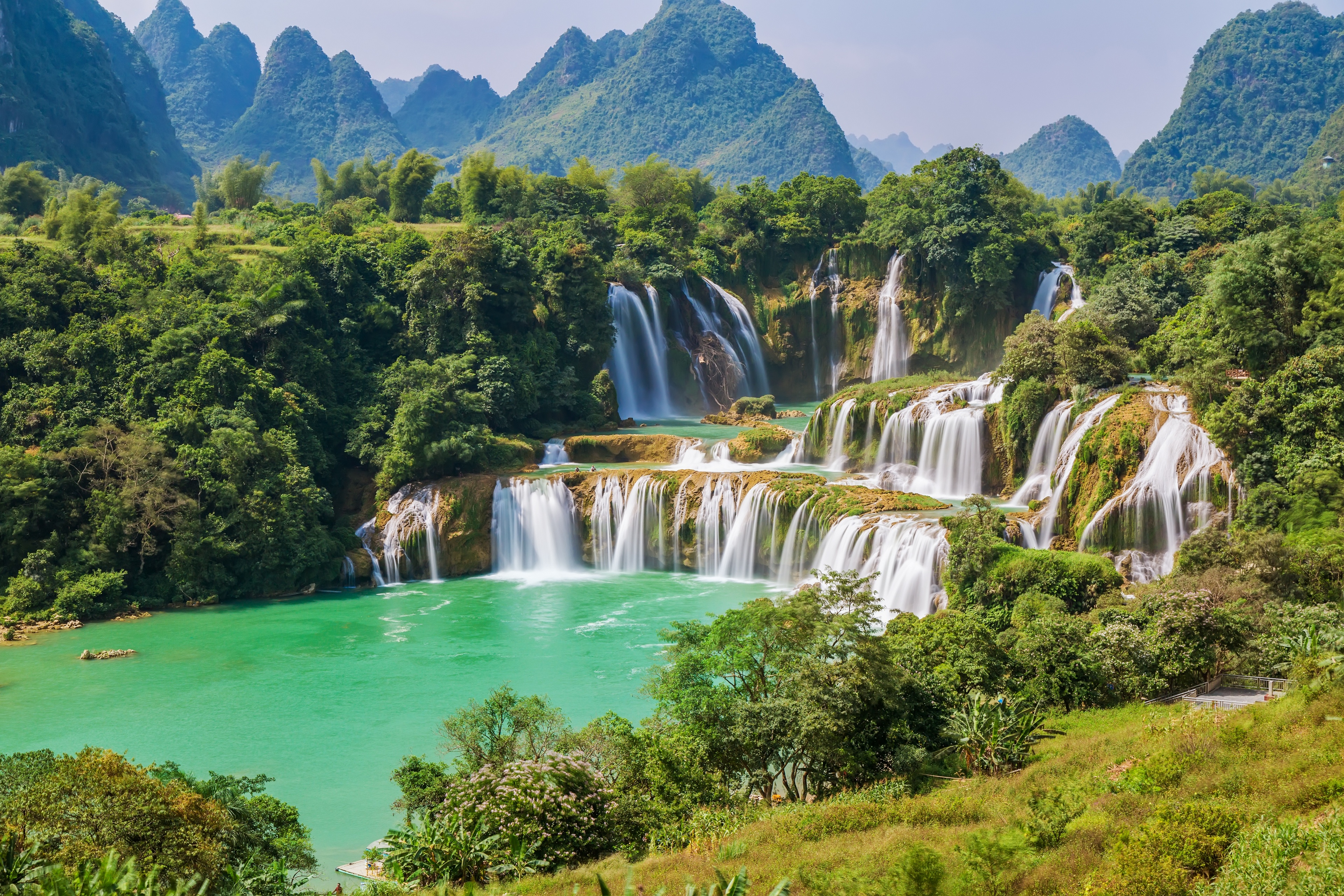 自然 风景 河流 森林 天空 瀑布 山脉 树木 无水印壁纸 3840×2560