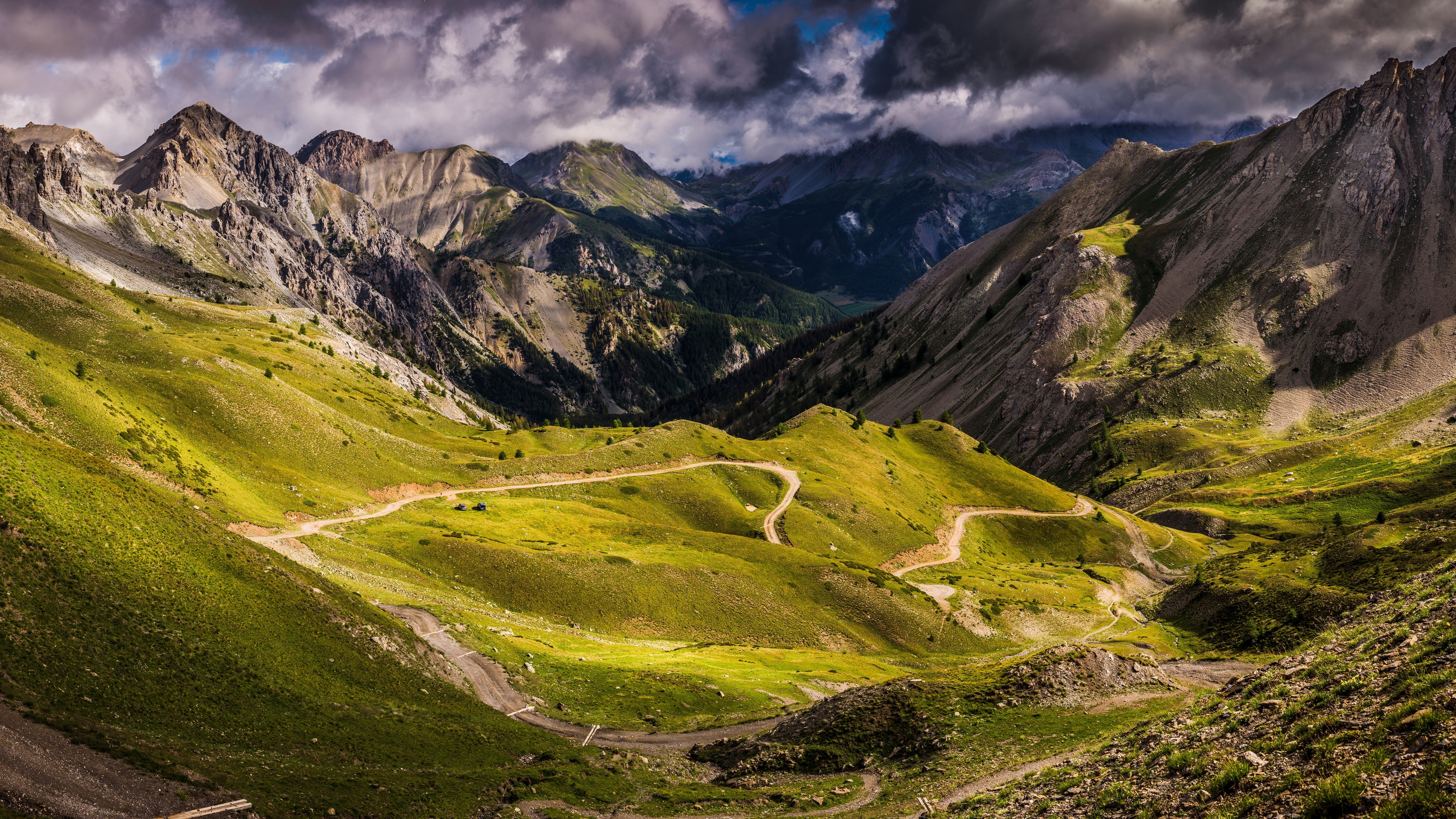 超清自然 风景 山脉 天空 云 道路 手机壁纸 3840×2160
