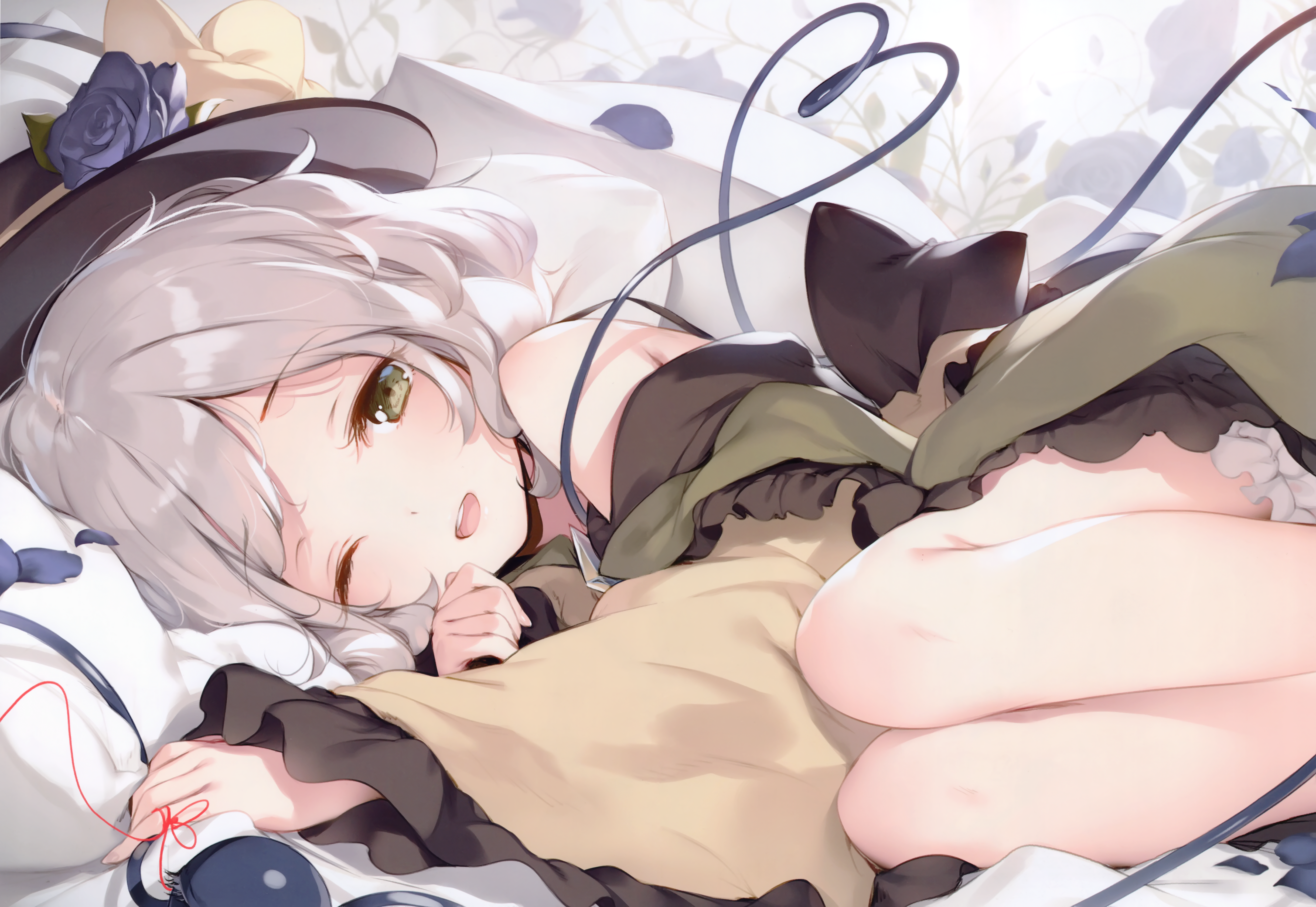侧卧 动漫 动漫女孩 厚涂 帽子 花瓣 4K高清壁纸 4878×3364