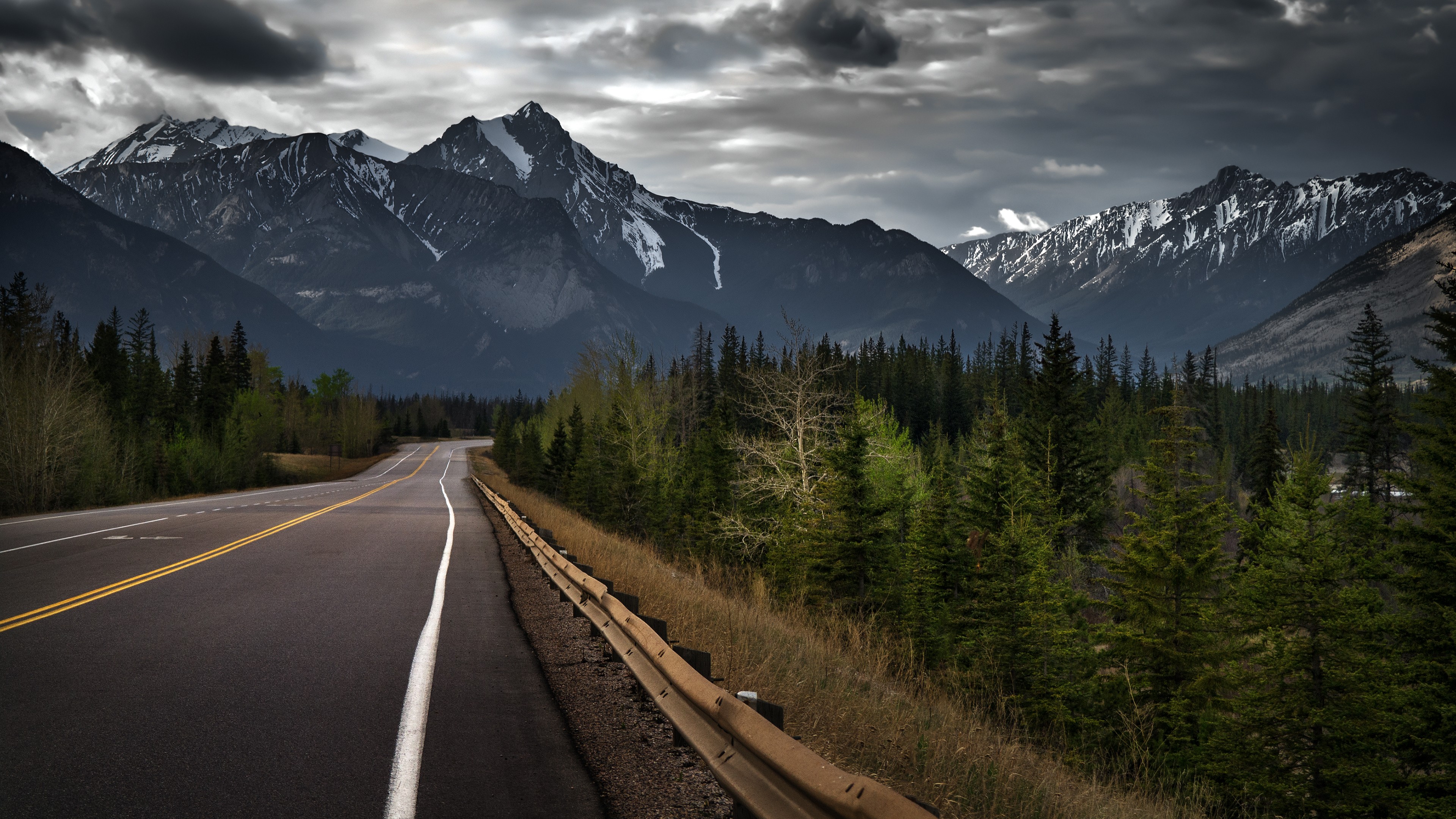 绚丽风景 云 岩石 山脉 森林 风暴 道路 沥青 自然 高清壁纸 3840×2160