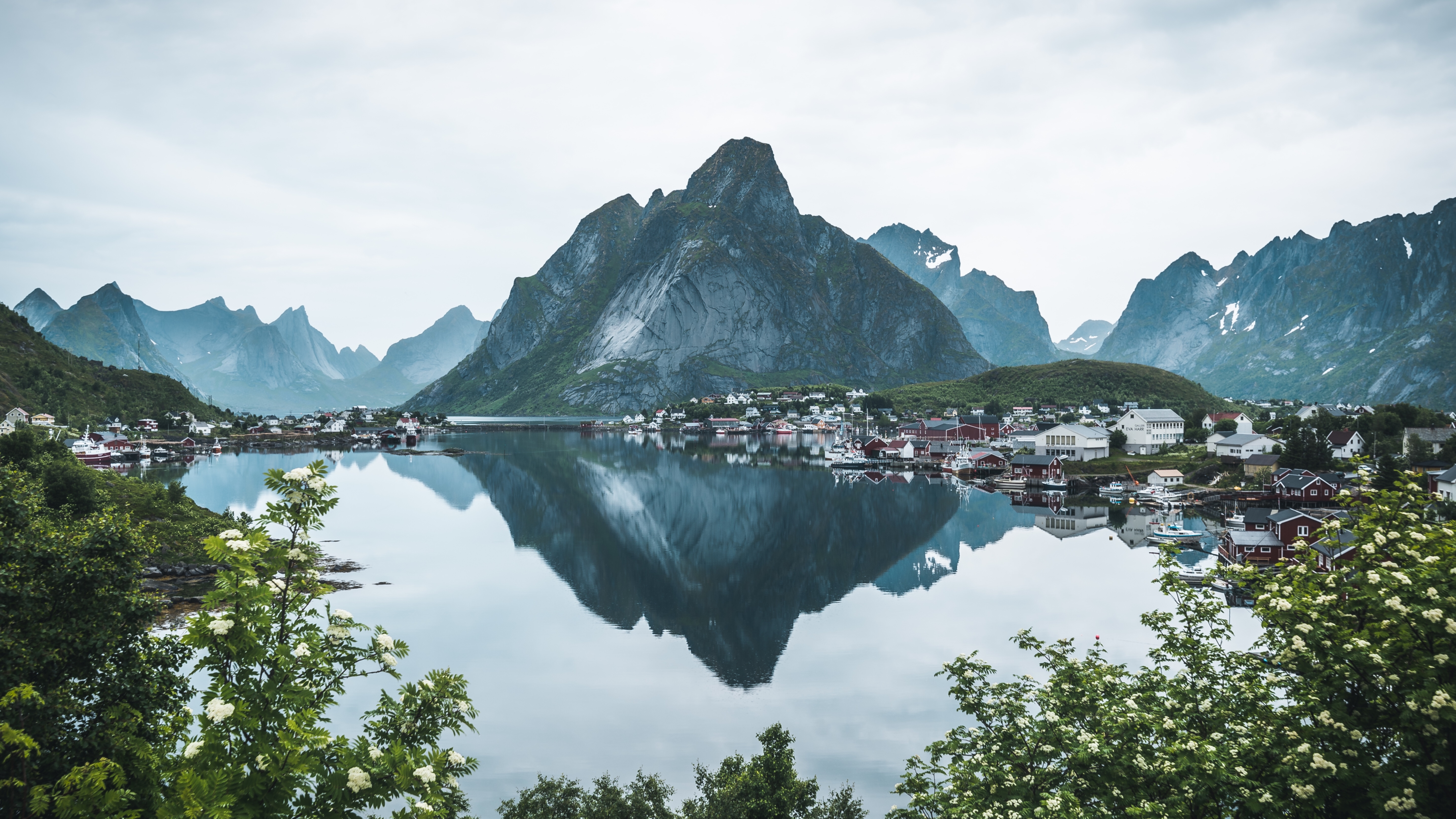 风景 自然 山脉 群岛 4K高清壁纸 5743×3229