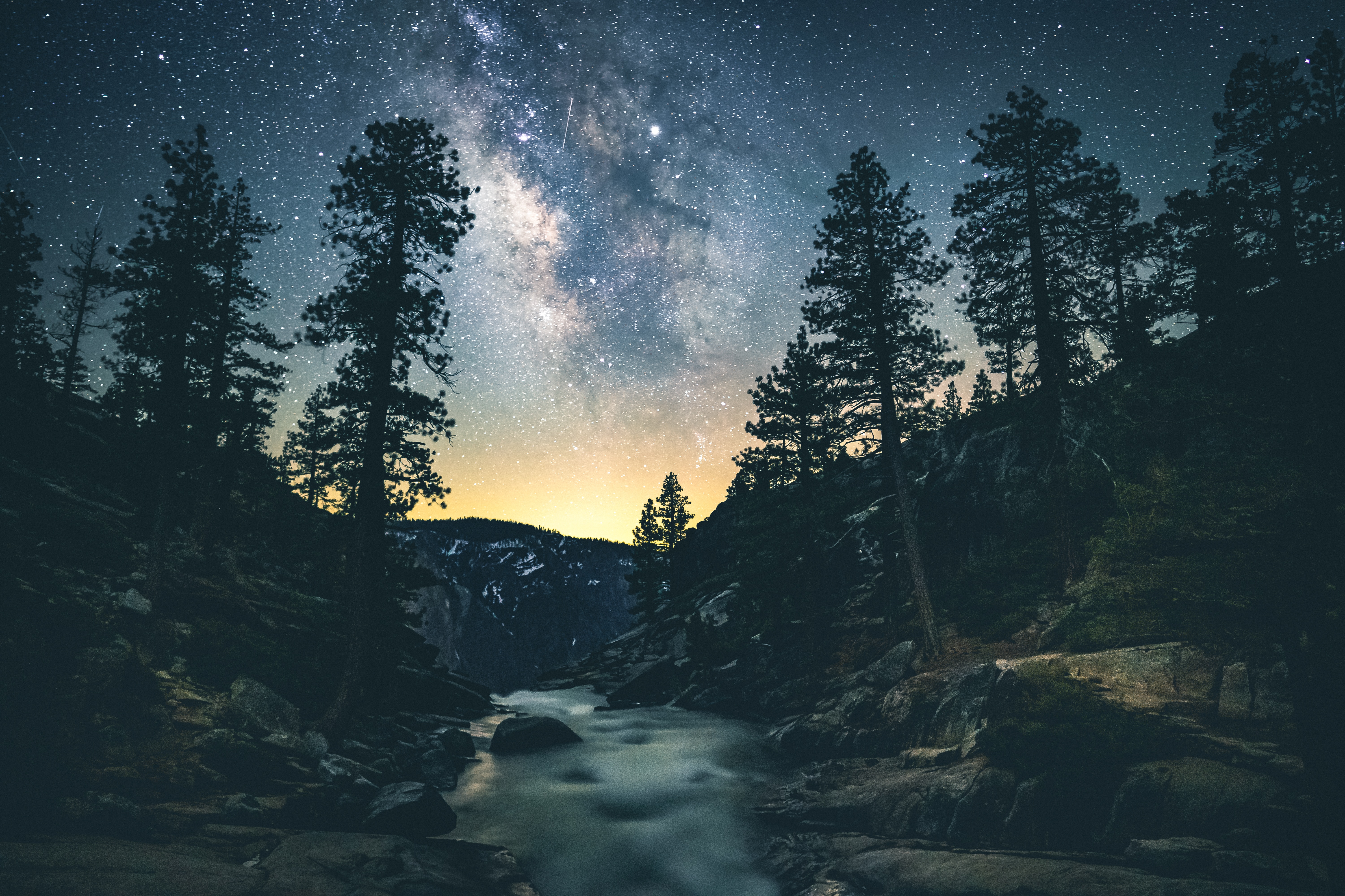 热门树木 风景 山脉 夜晚 星星 高清壁纸 6000×4000