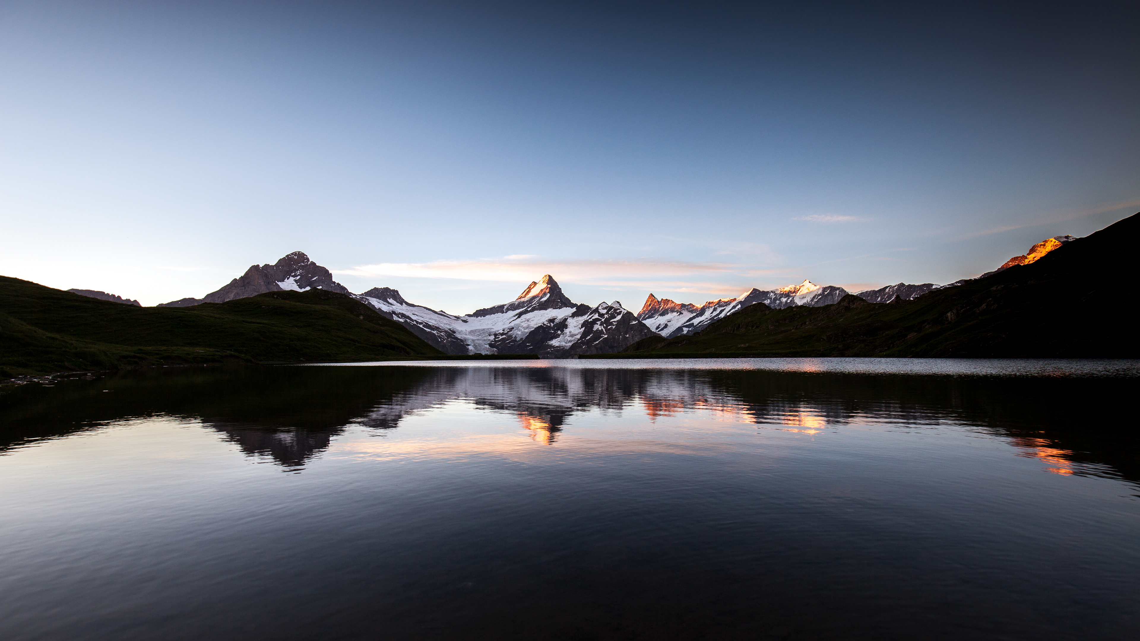超清湖 巴查尔西 山脉 风景 桌面壁纸 3840×2160