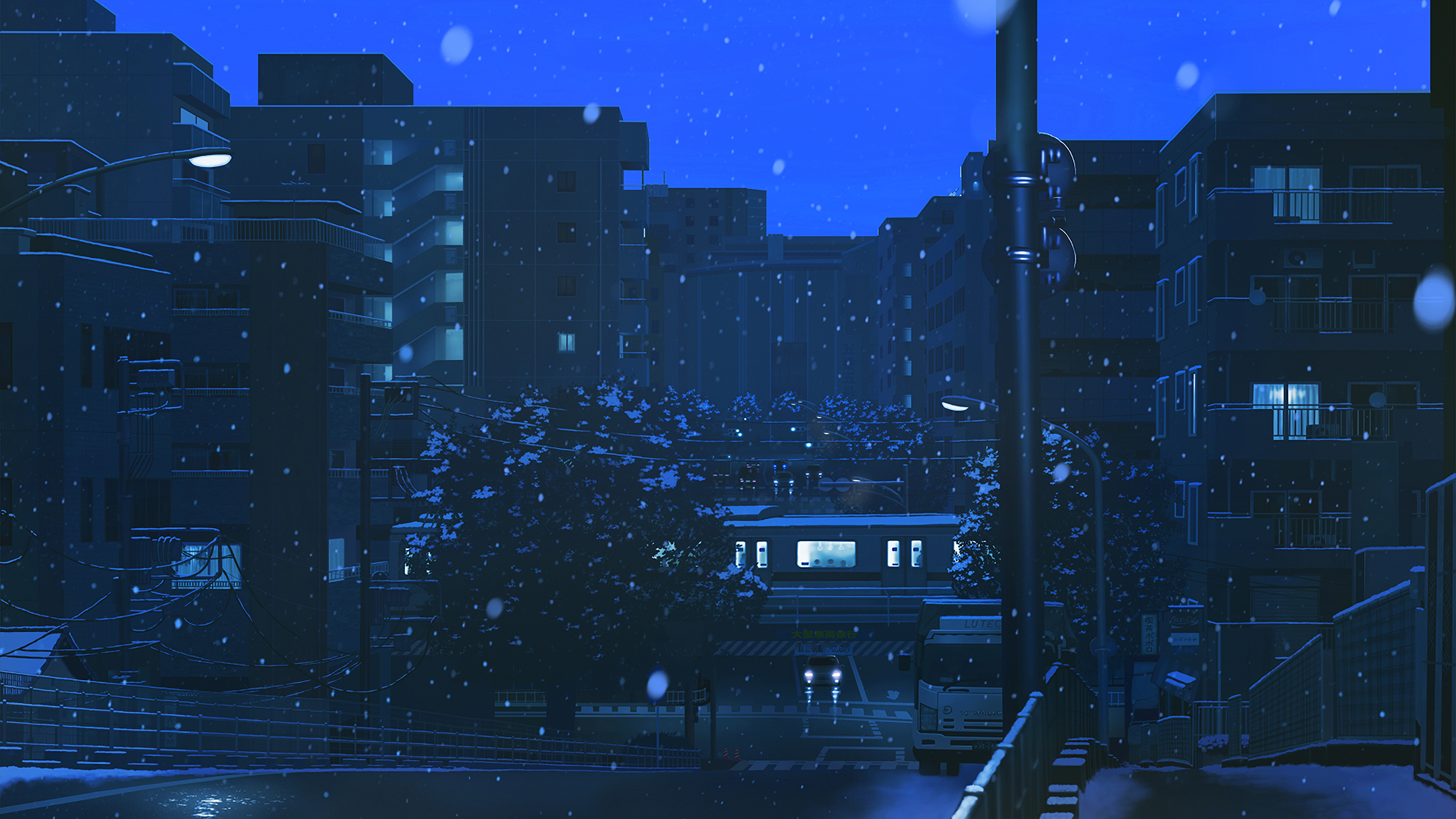 蓝色 夜晚 黄昏 前灯 公寓 路灯 下雪 人行道 电线 树木 城市 火车 桥梁 栏杆 忧郁 桌面壁纸 3840×2160