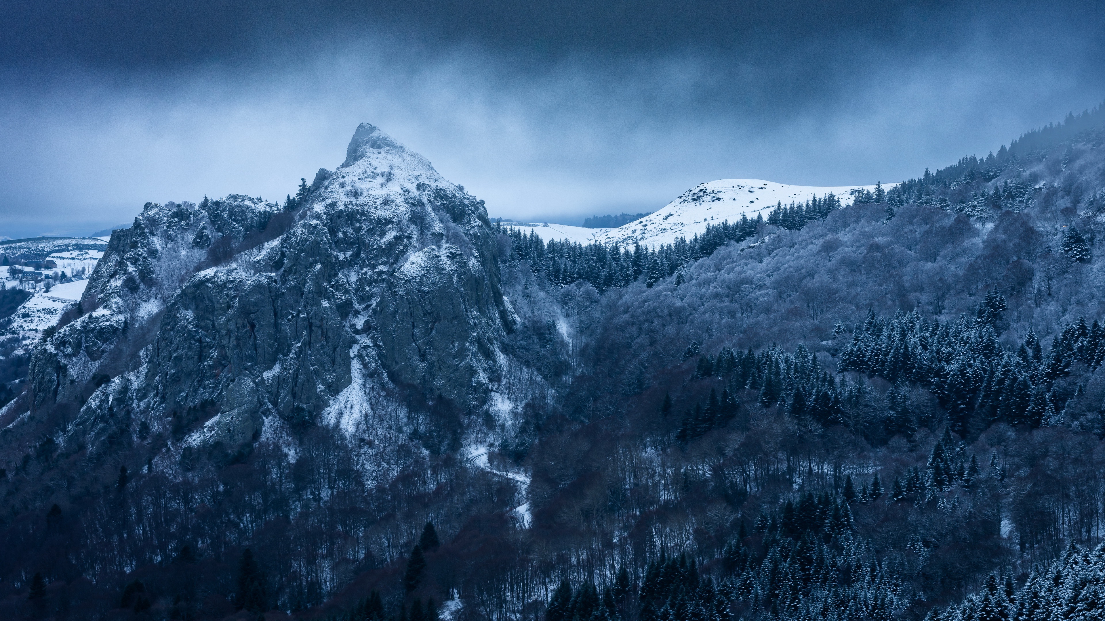 唯美自然 山脉 寒冷 户外 冬季 雪峰 雪山 风景 手机壁纸 3840×2160