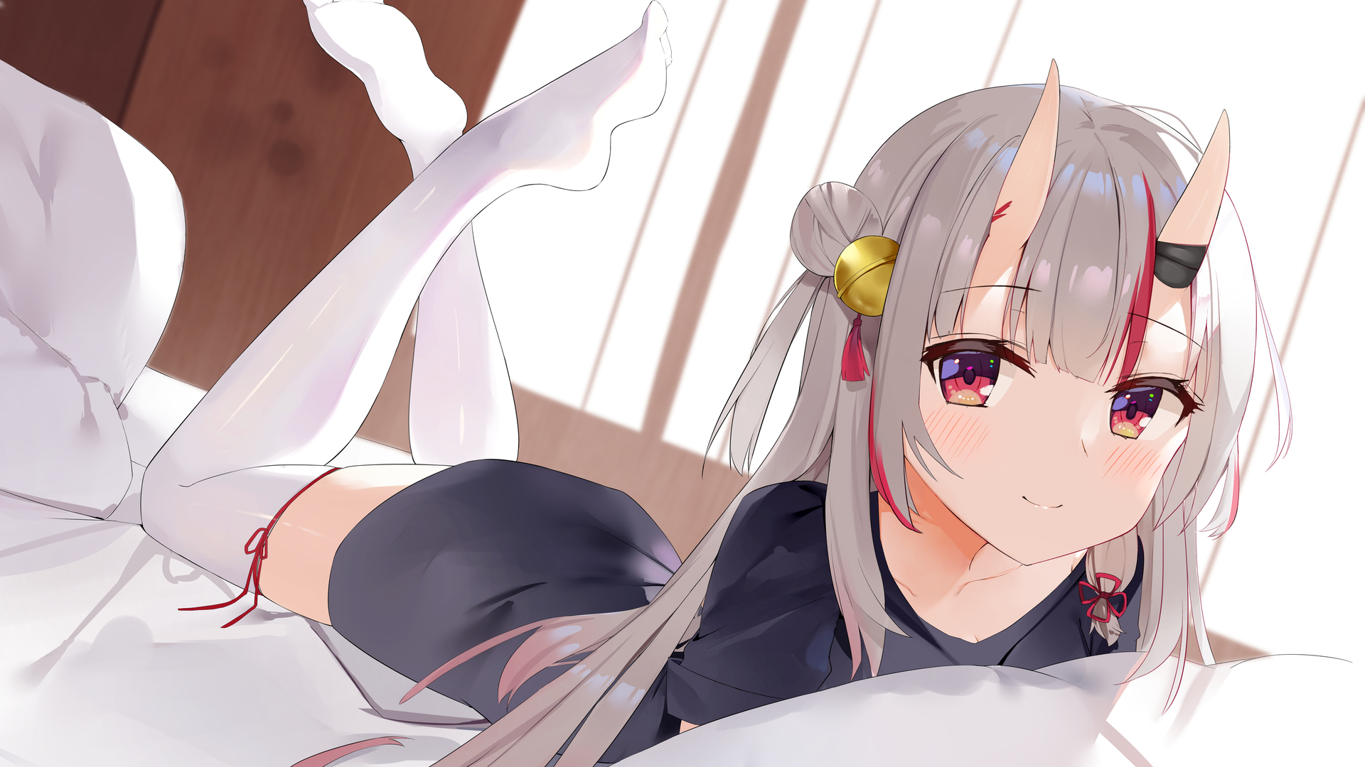 志游若哲 微笑 红色的眼睛 腾空的脚 动漫 动漫女孩 壁纸 3840×2160