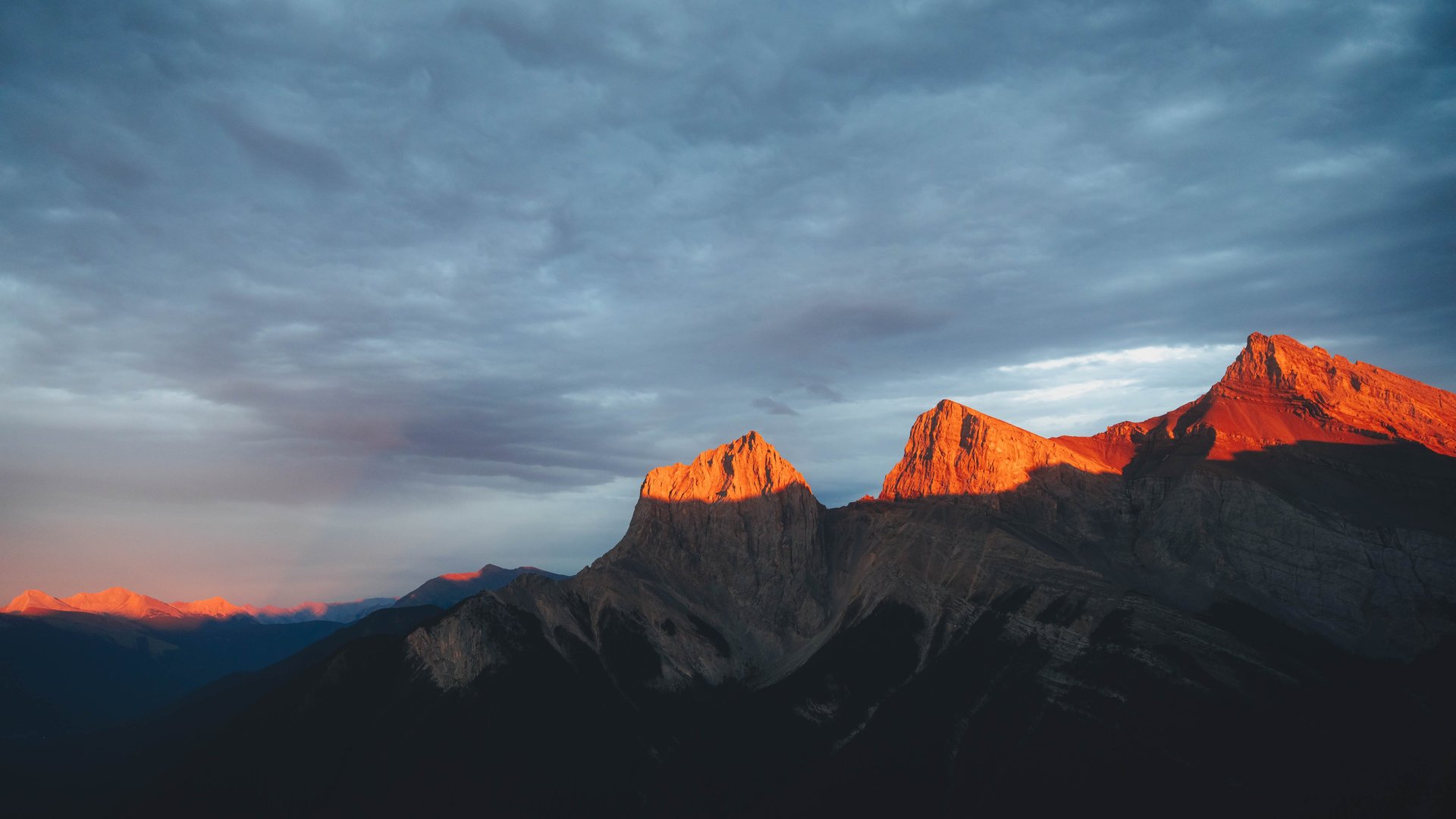 风景 自然 山脉 日落 天空 阴天 云 电脑 手机壁纸 4096×2731