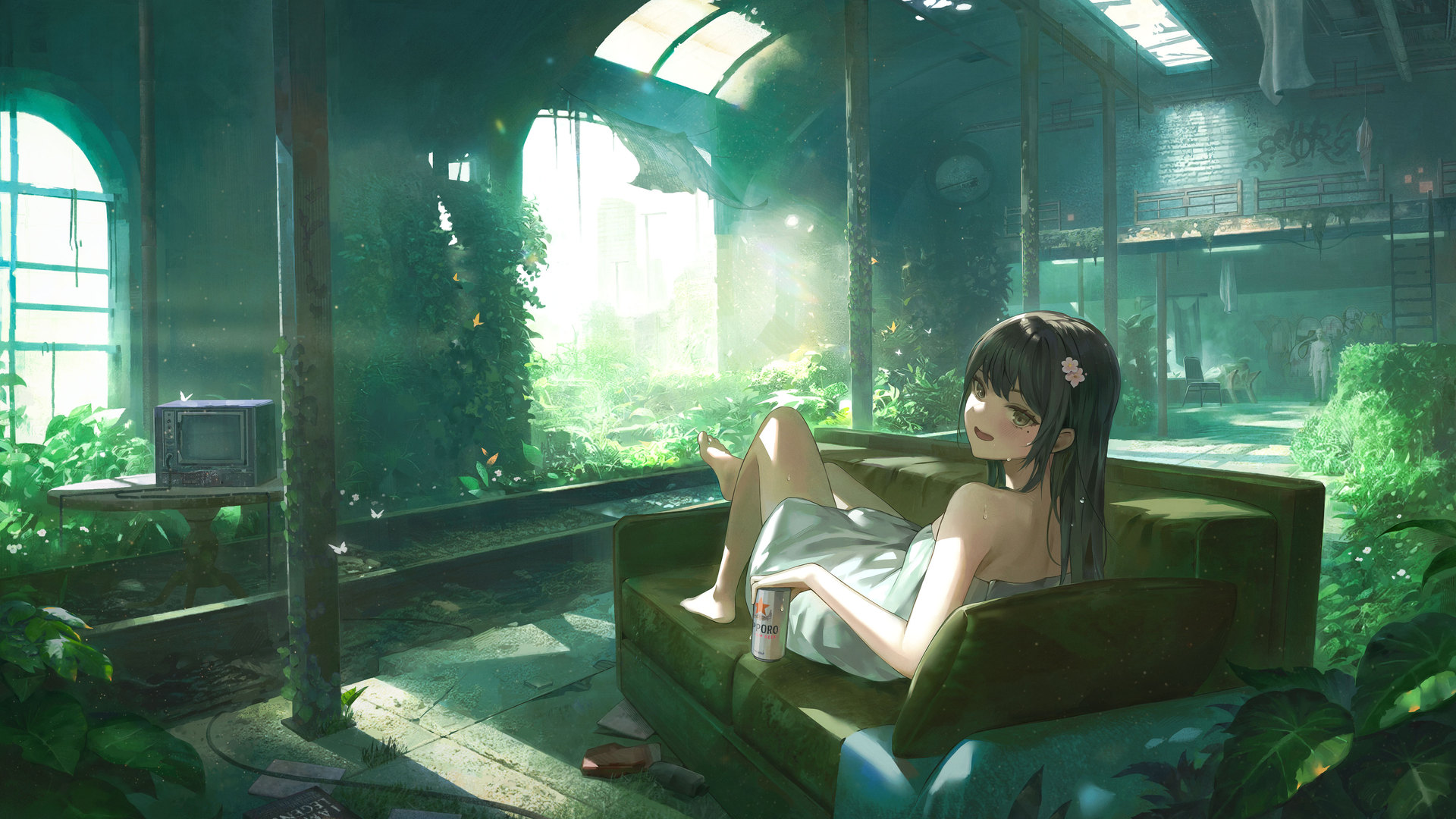 动漫 动漫女孩 沙发 树叶 啤酒 电脑 壁纸 4592×2657