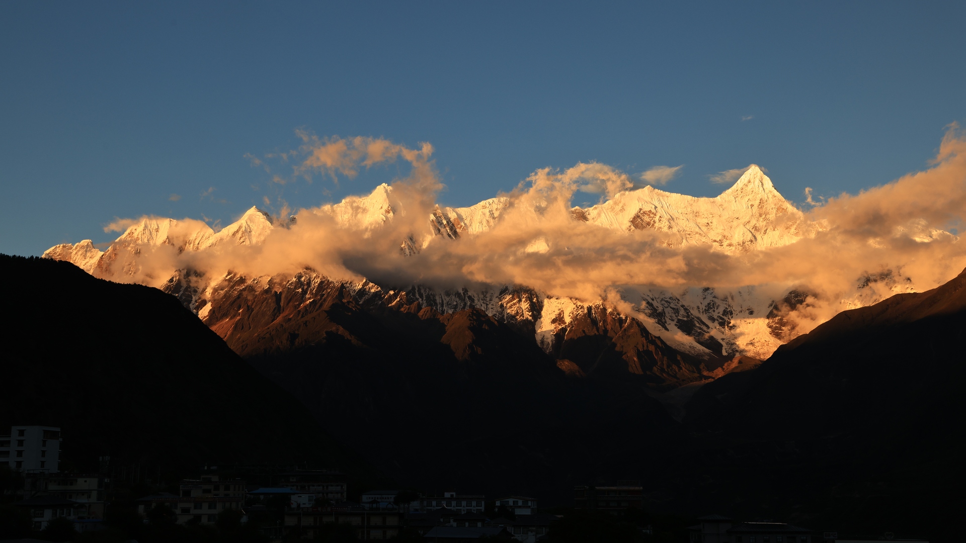 中国 西藏 雪 山 云 天空 自然 电脑 4K高清壁纸 8192×5464