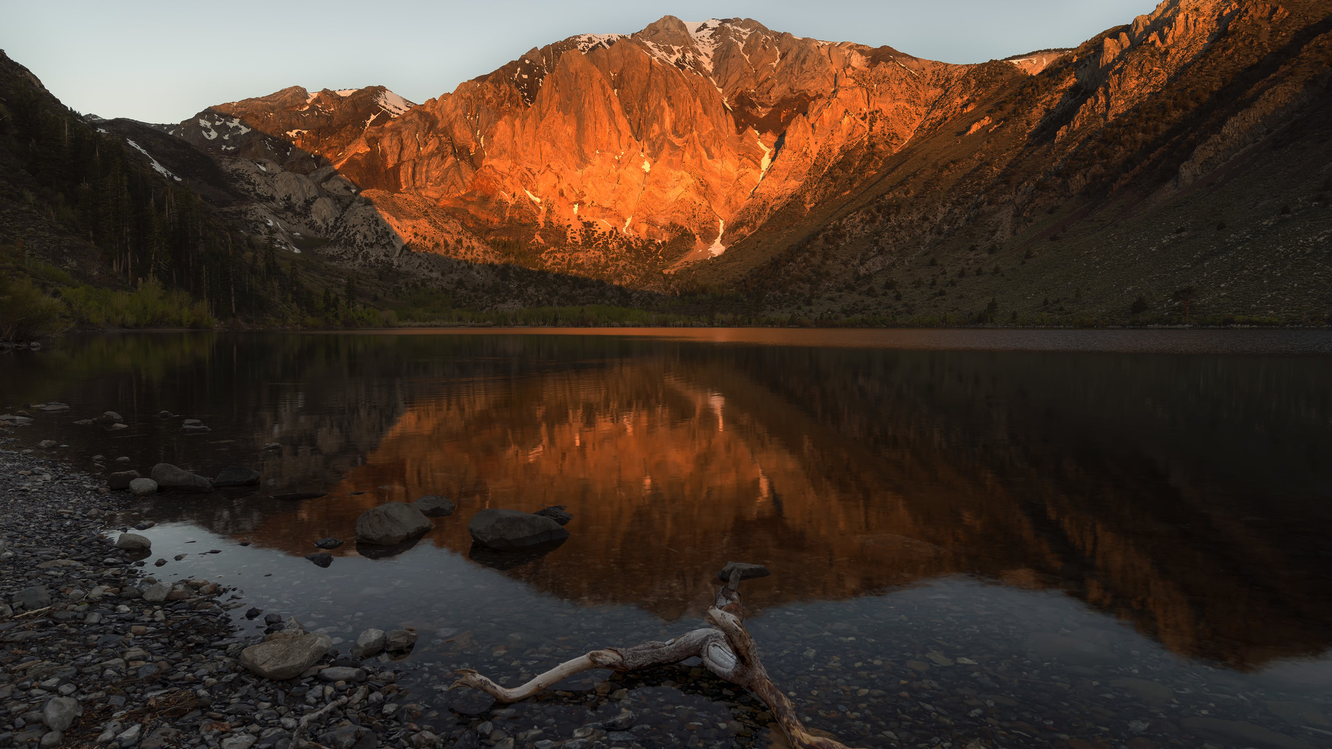 日出 摄影 风景 湖泊 倒影 阳光 山脉 岩石 水 自然 电脑 壁纸 6143×4100