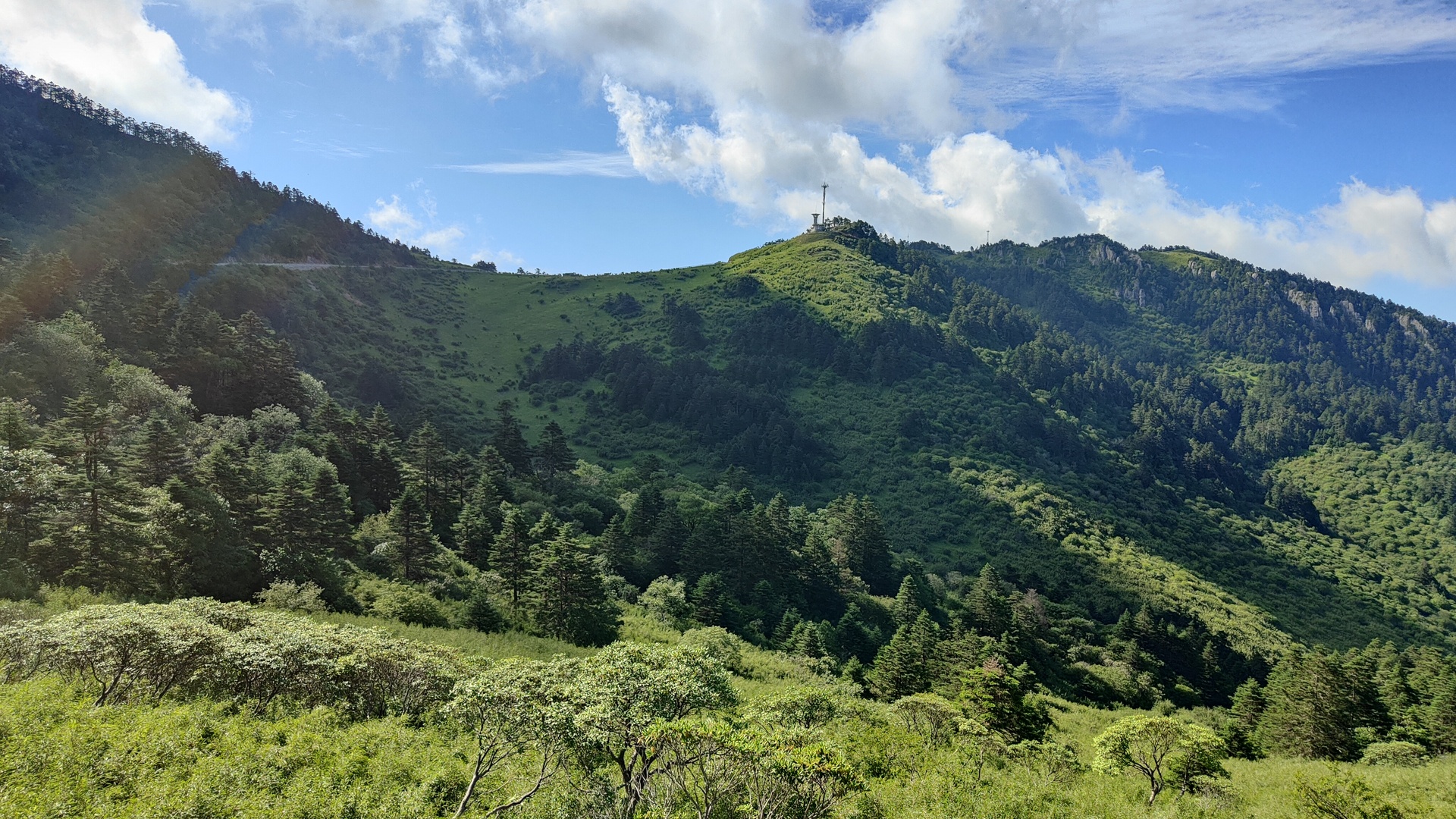 山 云 电脑 壁纸 4096×2304