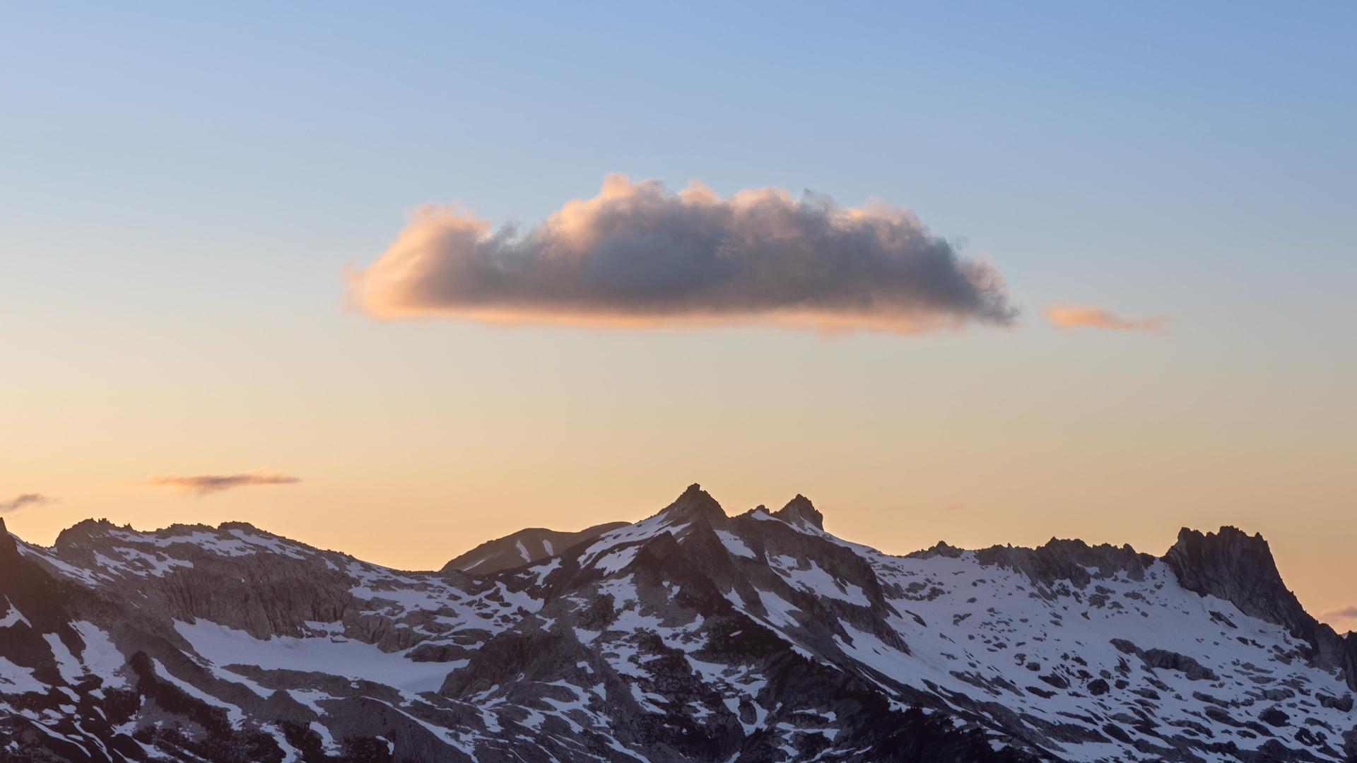 云 自然 景观 山脉 雪 日落 电脑 壁纸 4000×2667