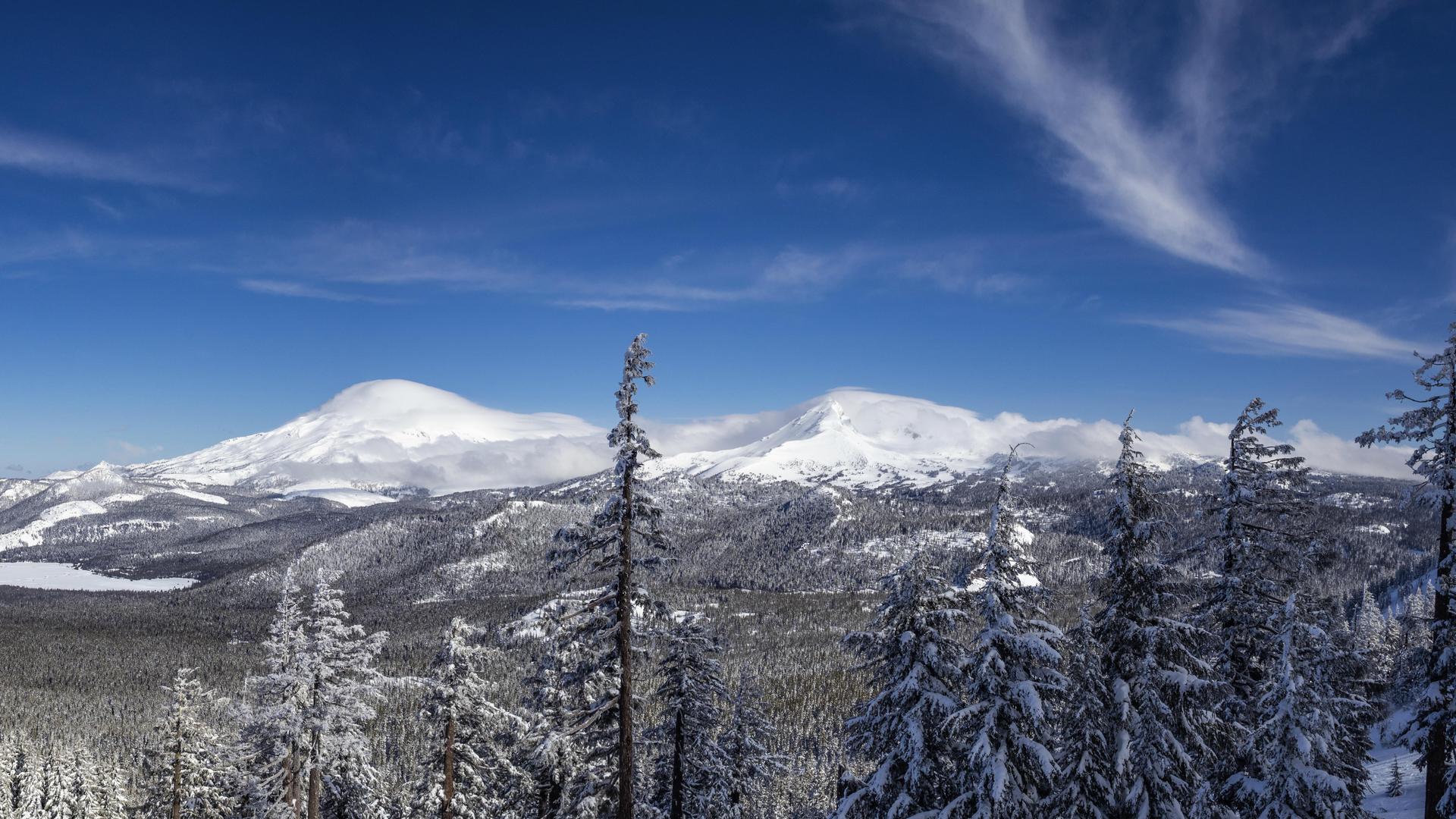 超清自然 景观 雪 冬季 俄勒冈州 山脉 森林 云 松树 卷云 电脑 壁纸 6253×3293