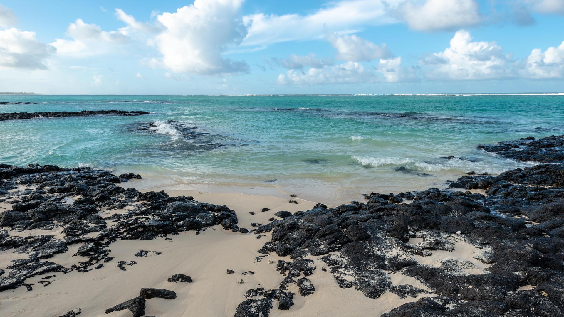 海滩 景观 自然 积云 沙子 波浪 海 岩石 电脑贴纸 壁纸 1920×1080