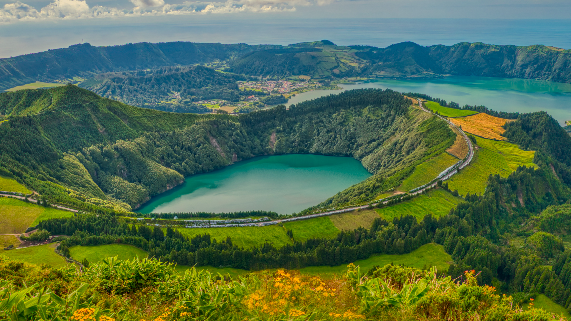 绝美自然 景观 树木 湖泊 水 海 海岸 云 草 山景 远景 电脑 手机壁纸 4000×2200