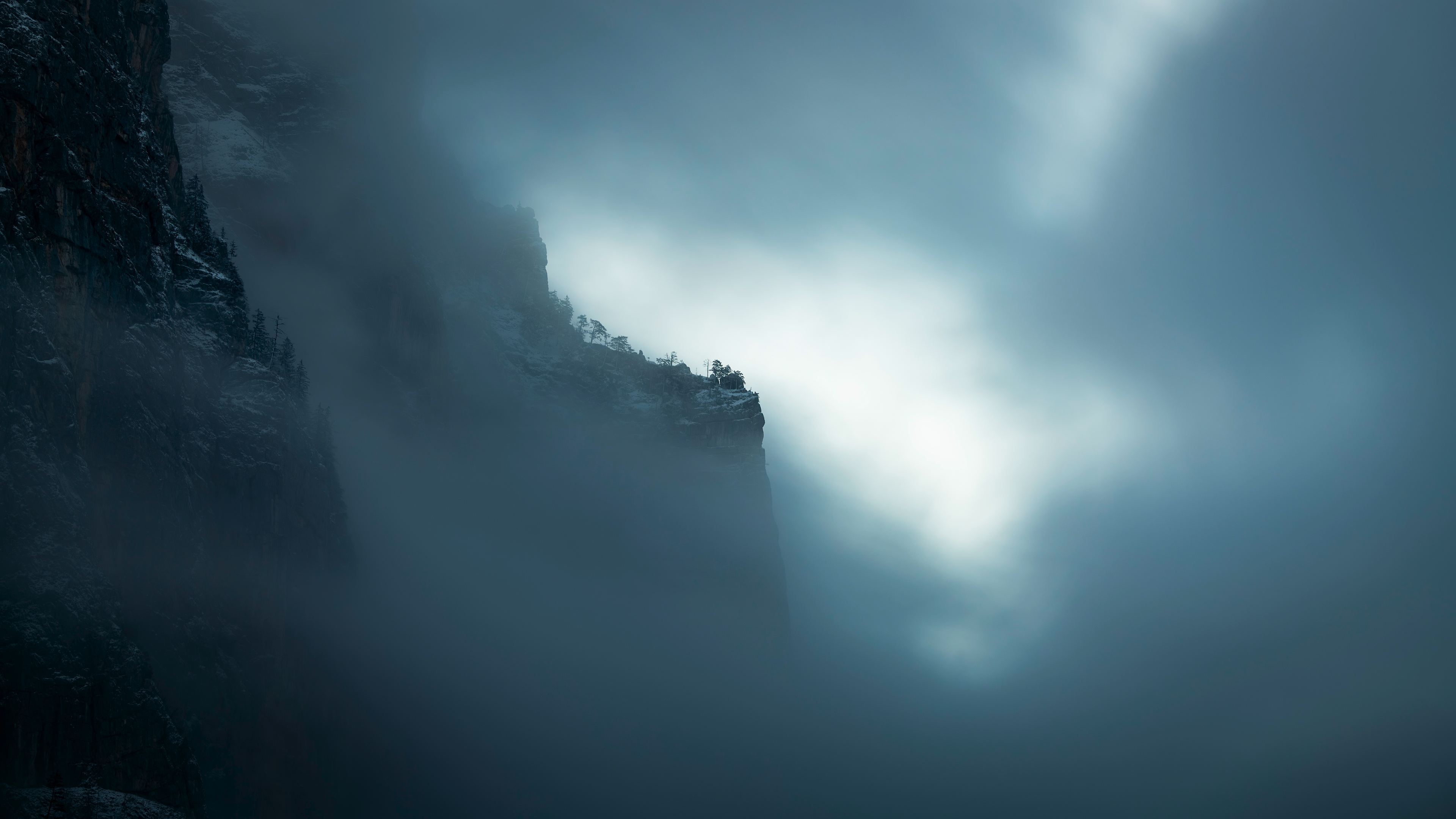 自然 山脉 树木 岩石 黑暗 薄雾 手机壁纸 3840×2160