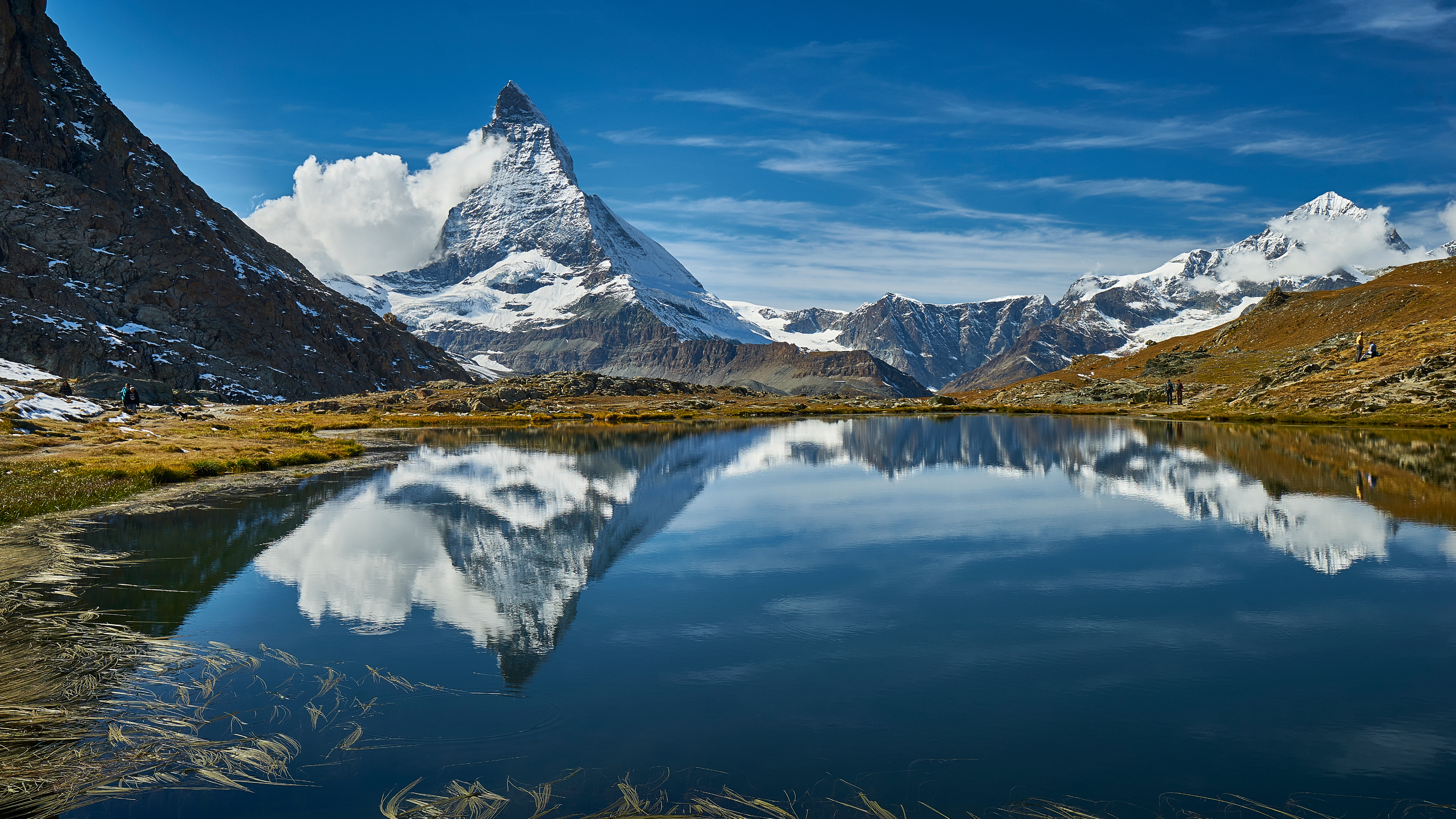 人 自然 风景 山 湖水 云 天空 倒影 岩石 雪草, 壁纸 3840×2160