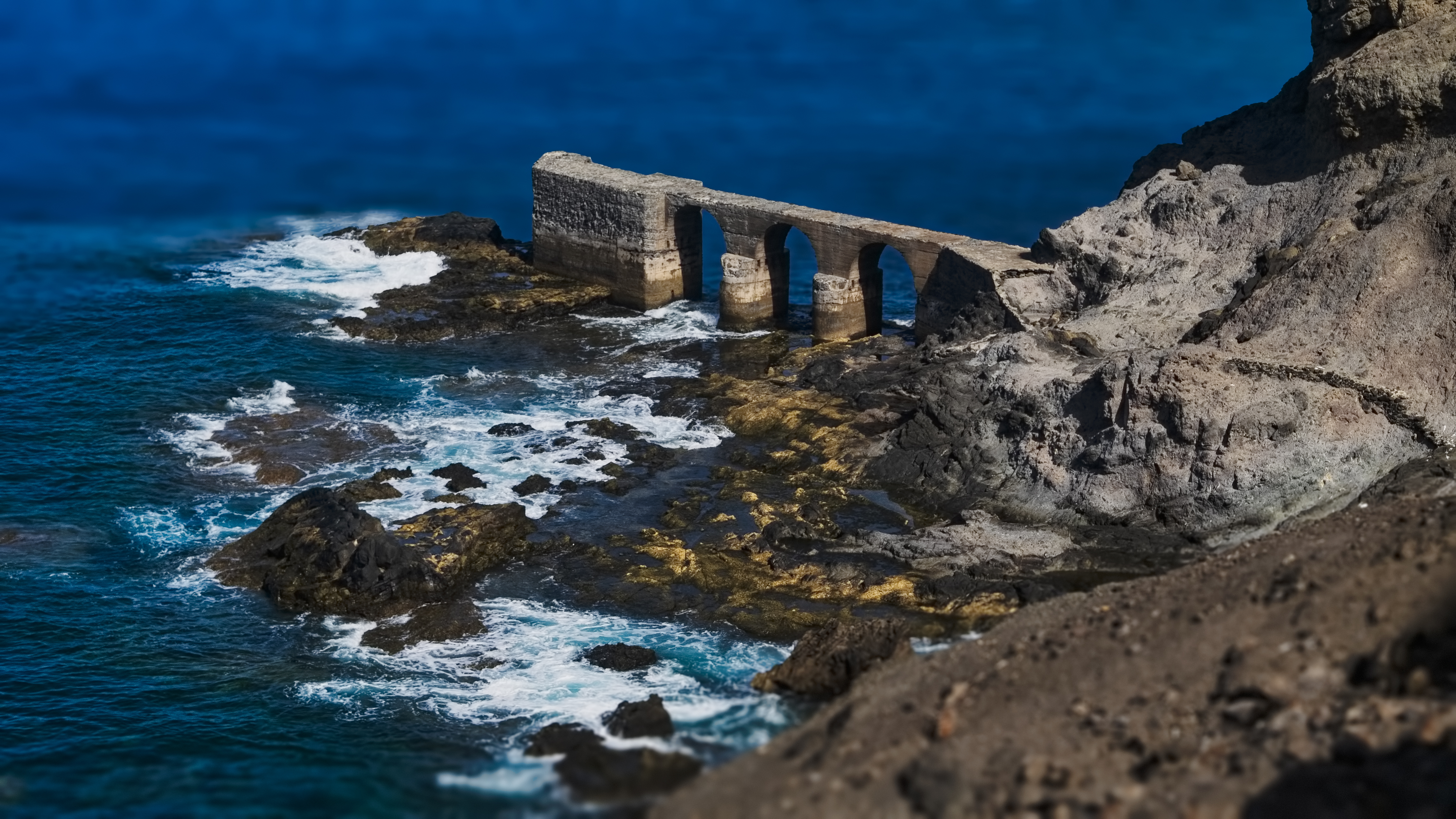 自然 海洋 水 岩石 桥梁 废墟 壁纸 4592×2583
