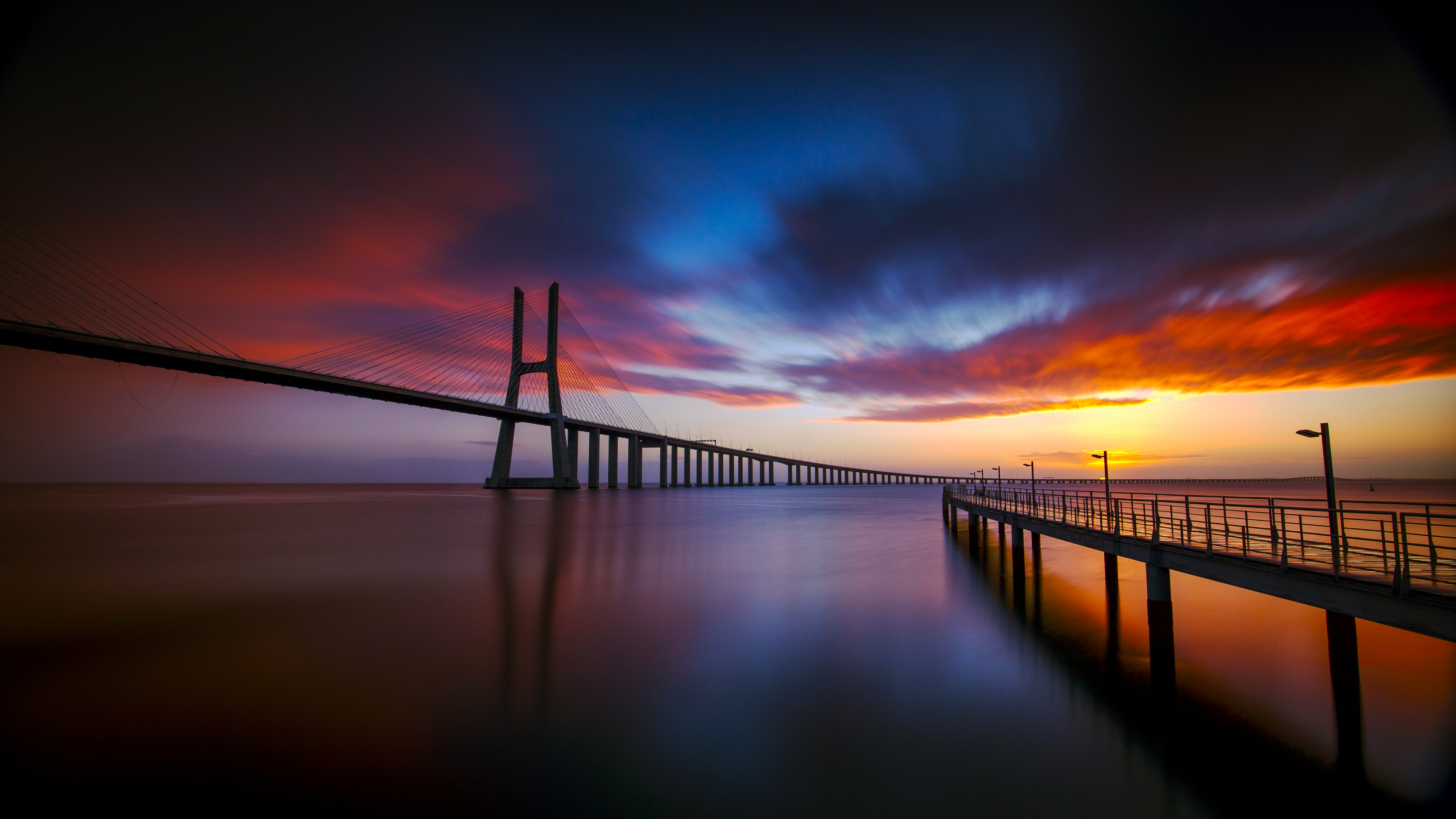 绚丽自然 风景 云 天空 水 桥梁 电线杆 河流 日出 壁纸 5472×3078