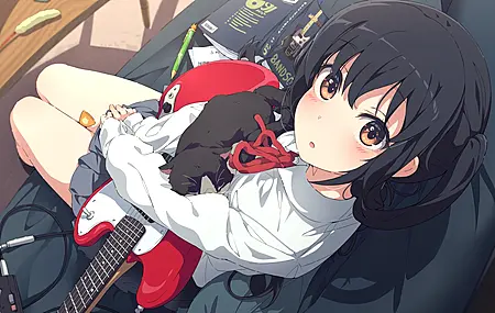 动漫女孩 校服 电吉他 乐器 猫 动物 吉他 中野阿祖萨 4K壁纸 3840×2160