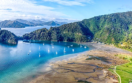 热门风景 水 山脉 海湾 船 海滩 丘陵 高清壁纸 3840×2160