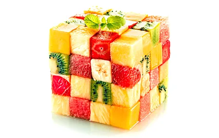唯美水果 猕猴桃 食品 菠萝 草莓 魔方 块 简单背景 白色背景 创意 4K壁纸 6000×4000