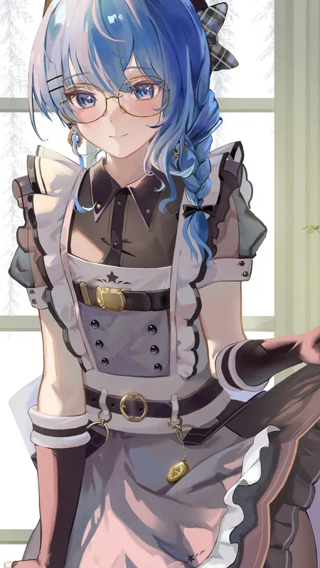 礼服 蓝头发 蓝眼睛 辫子 微笑 女仆 动漫女孩 女佣服装 眼镜 手机 壁纸 3939×5353