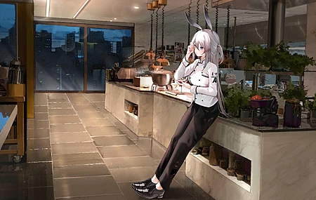 高清长发 动漫 女孩 室内 房间 夜晚 电脑 壁纸 6300×2700