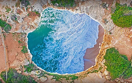 绝美自然 湖 波浪 景观 水 海岸 无水印壁纸 3840×2160