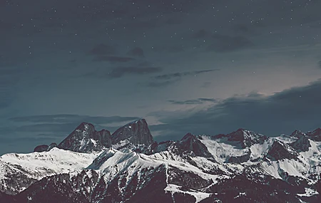 山 雪帽 夜空 景观 壁纸 3840×2160