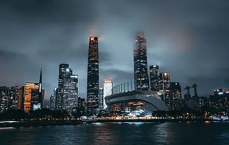绚丽城市 灯光 云 水 壁纸 4500×3000