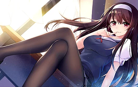 黑发 红眼 微笑 动漫 裤袜 校服 女孩 壁纸 3840×2160