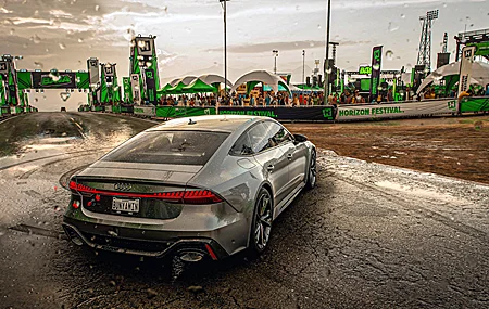 人物 地平线 奥迪 雨 漂移 漂移车 赛车 车辆 汽车 游戏CG 4K高清壁纸 3840×2160