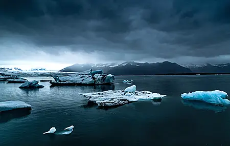 超清自然 风景 冰 云 山脉 河流 风暴 湖泊 冰岛 无水印壁纸 3963×2642