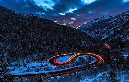 绝美自然 景观 道路 长时间 树木 森林 雪 冬天 发夹弯 无水印壁纸 5472×3078