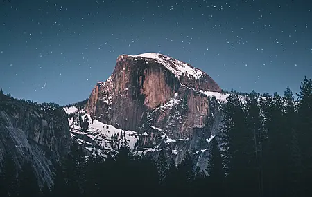 山景 森林 基本操作系统 夜晚 雪山 山脉 星星 壁纸 3840×2160