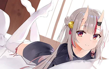 志游若哲 微笑 红色的眼睛 腾空的脚 动漫 动漫女孩 壁纸 3840×2160