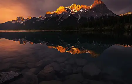 自然 风景 山脉 云 湖泊 日落 反射 北美 落基山脉 阳光 电脑 壁纸 8192×5461
