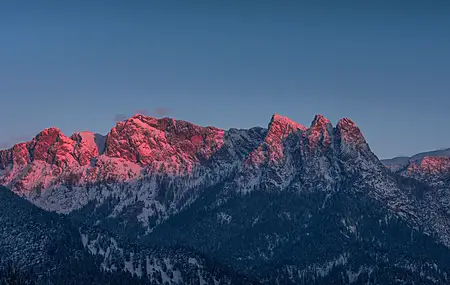 热门自然 风景 山脉 冬天 悬崖 日落 电脑 高清壁纸 6000×4000