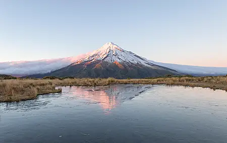 新西兰 风景 云 池塘 雪 自然 塔拉纳基山 山脉 反射 水 电脑 壁纸 5356×3570