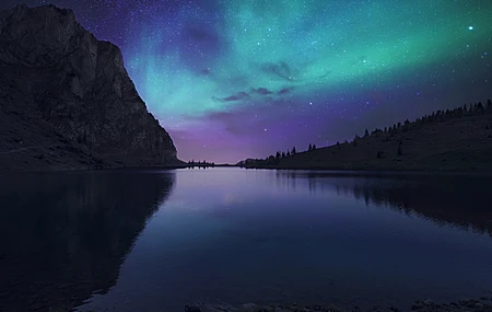 热门风景 自然 湖泊 山脉 夜晚 黑暗 天空 星星 水 树木 电脑 4K壁纸 3840×2400