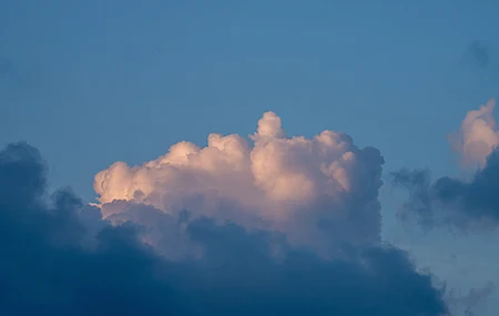 云 蓝色 天空 电脑 无水印壁纸 7008×4672