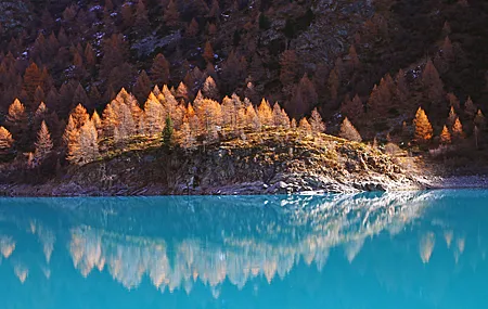 热门景观 水 树木 秋天 岩石 云杉 河流 湖泊 自然 高清壁纸 4272×2848