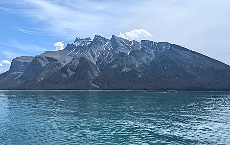 热门湖泊 山脉 天空 风景 摄像 照片 拍照 高清壁纸 4032×2268