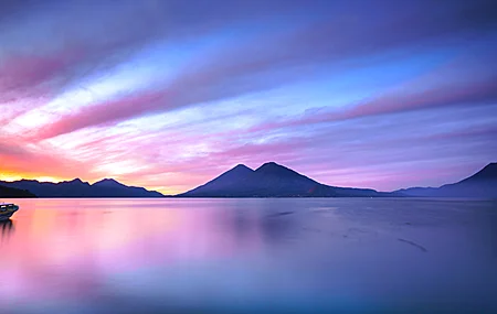 热门自然 风景 天空 云 山脉 船 水 河流 日落 壁纸 4000×2161